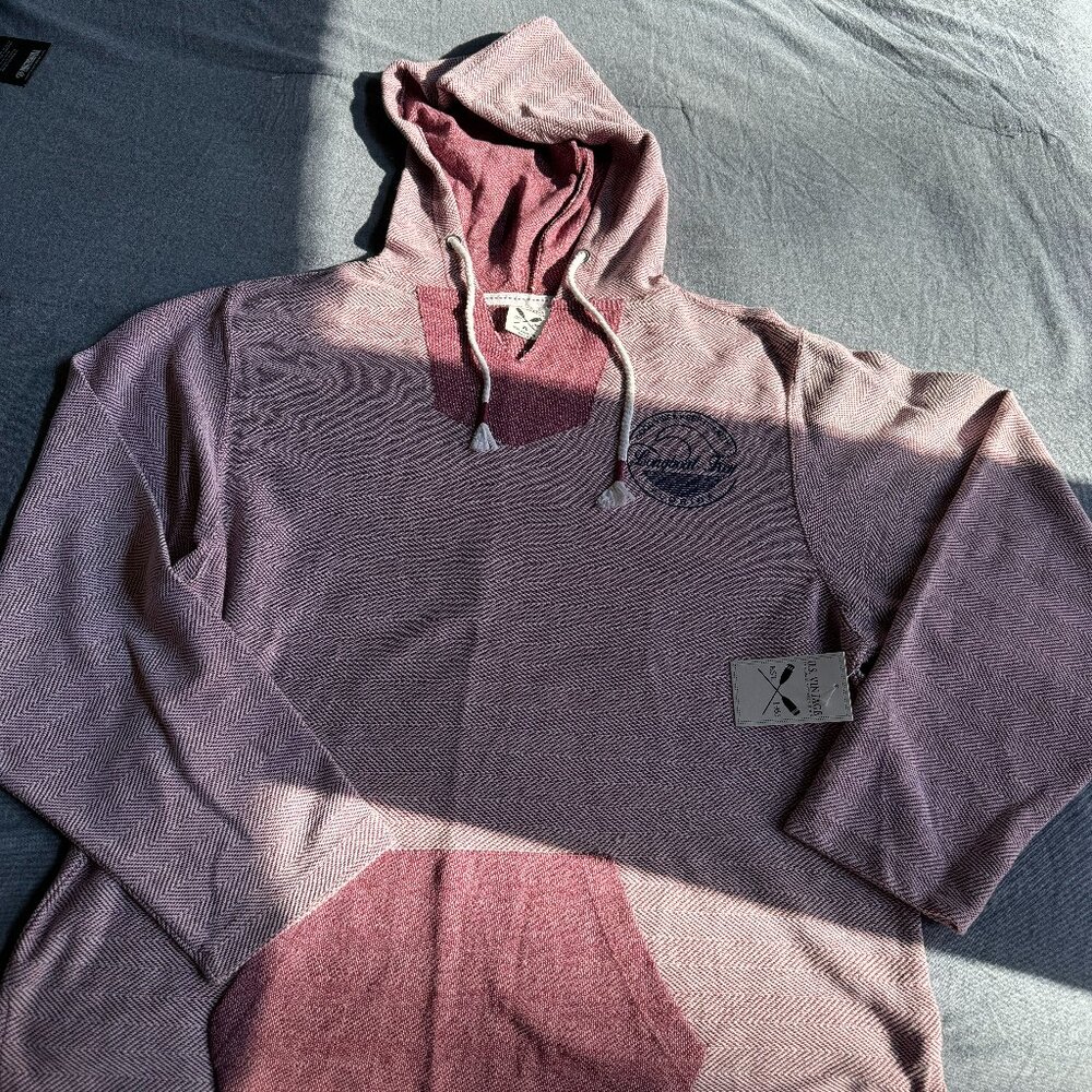 Women's U.S. Vintage XL Hooded Sweatshirt Longboat Key faded red NWT